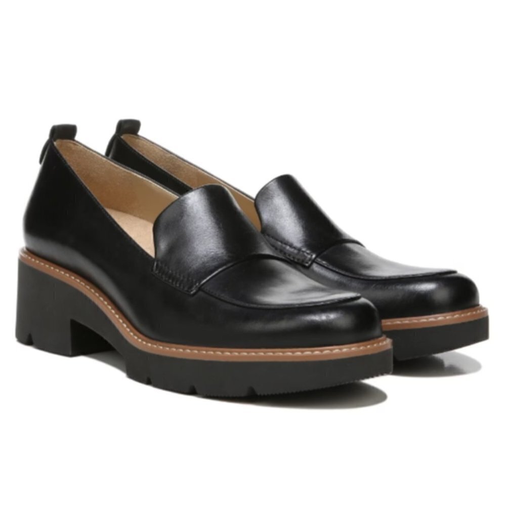 NATURALIZER DARRY LUG SOLE LOAFER (WIDE)